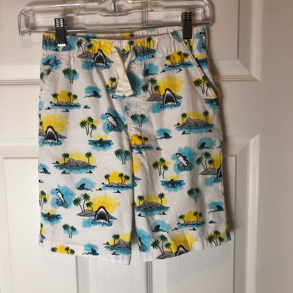 365 Kids from Garanimals Shorts. Boys size 8